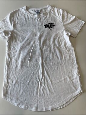 Urban Outfitters White Graphic 'Trust' Short Sleeve Tee